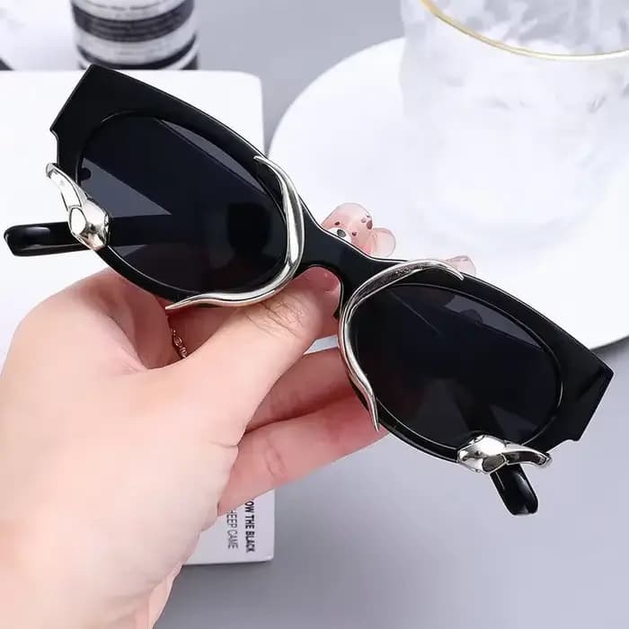 Nouveau Y2k lunettes de soleil avec serpents mode Vintage ovale femmes nuances lunettes rétro marque