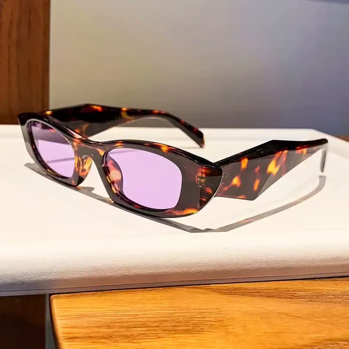 Lunettes de soleil tendance pour femme, nouveau style rétro ovale à monture large, pour un look cool