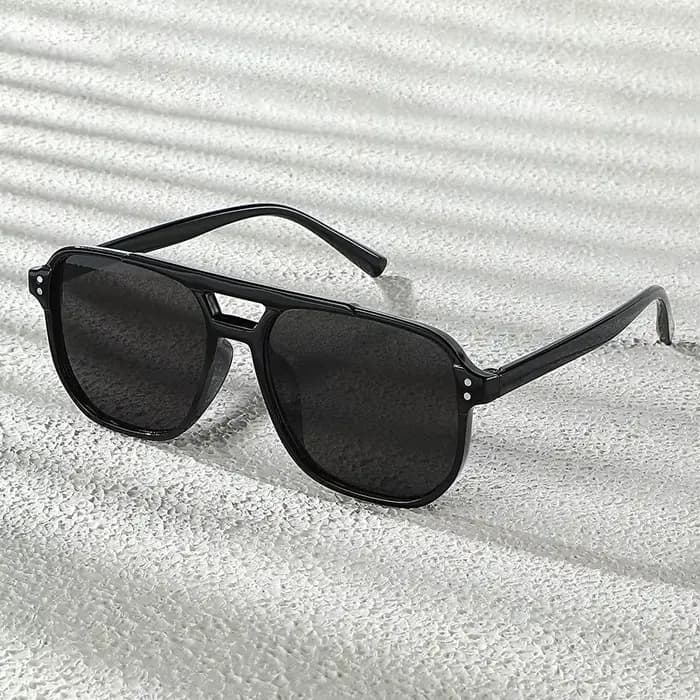 Lunettes de soleil rétro à double pont avec verres ambrés – Monture noire, protection UV400, lunette