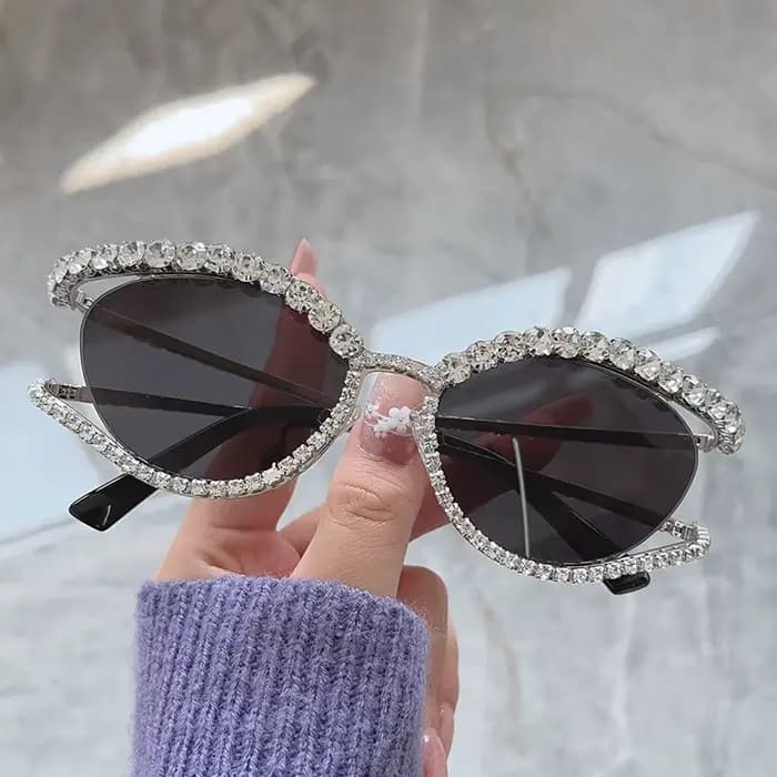 2025 mode luxe cristal brillant lunettes De soleil femmes Sexy oeil De chat strass fête élégante lun