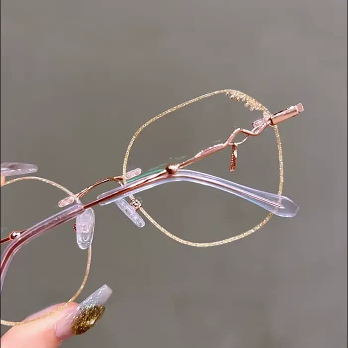 Lunettes Anti-lumière bleue pour femmes, verres très clairs, pour myopie, mode astigmatisme, monture