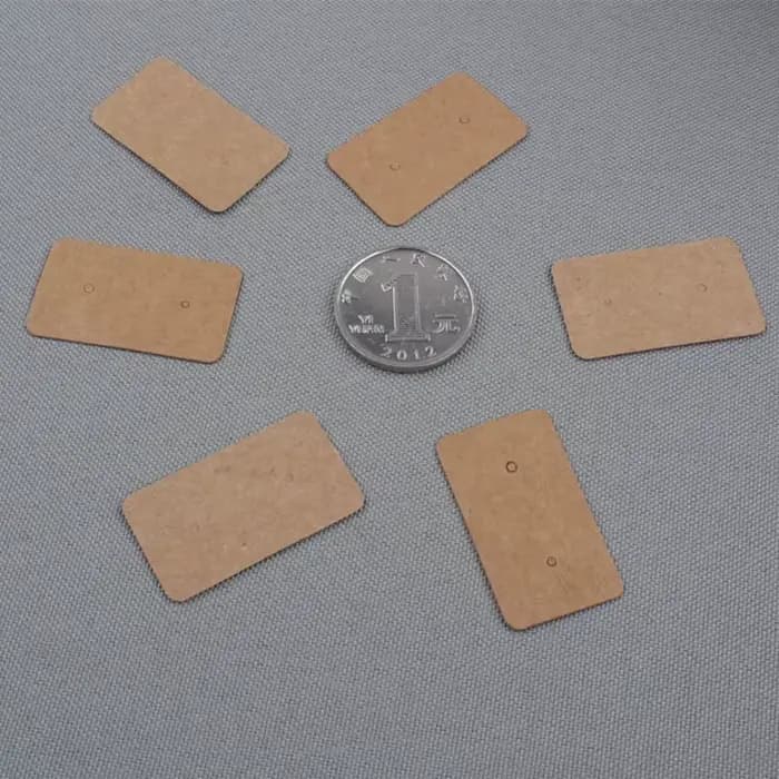 Étiquettes de prix vierges en papier kraft, étiquettes d'emballage en carton, étiquettes de vêtement
