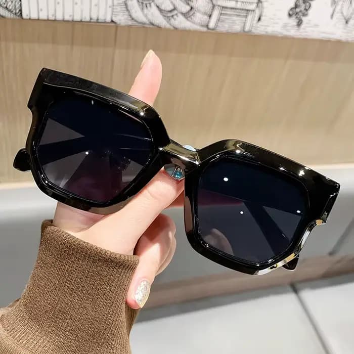 1 paire de lunettes de soleil pour femmes, nouveau style, monture large, haut de gamme, élégantes, t