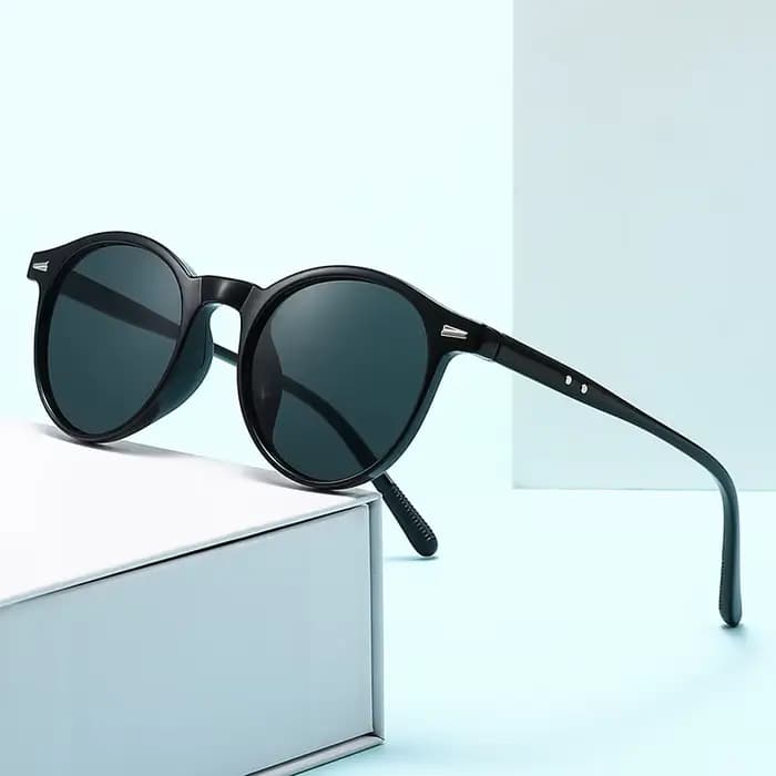 Marque de mode Vintage lunettes de soleil rondes 2025 femmes de luxe concepteur petites lunettes de 