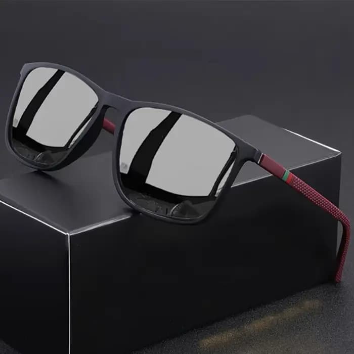 Lunettes de soleil carrées classiques pour hommes, confortables, légères, à monture noire, idéales p