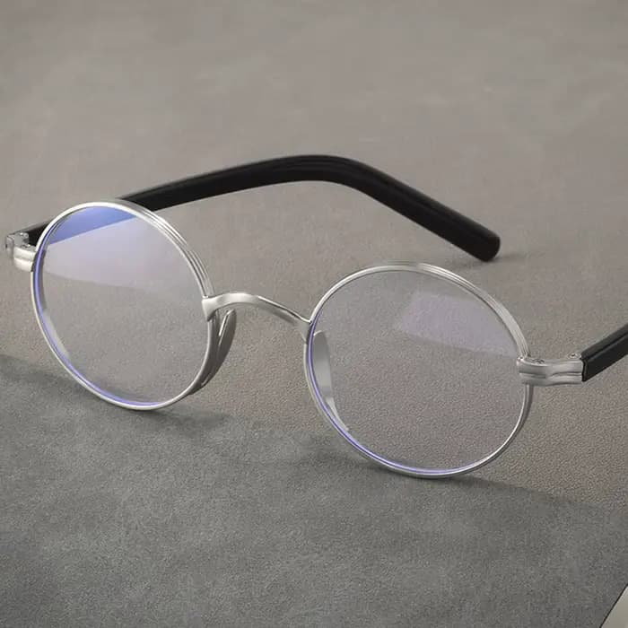 Japon marque Design KMN101 hommes femmes photochromique pur titane cadre rond lunettes faites à la m