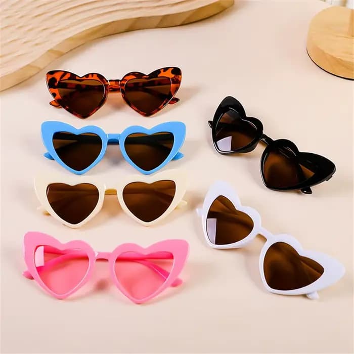 Lunettes de soleil vintage en forme de cœur pour enfants