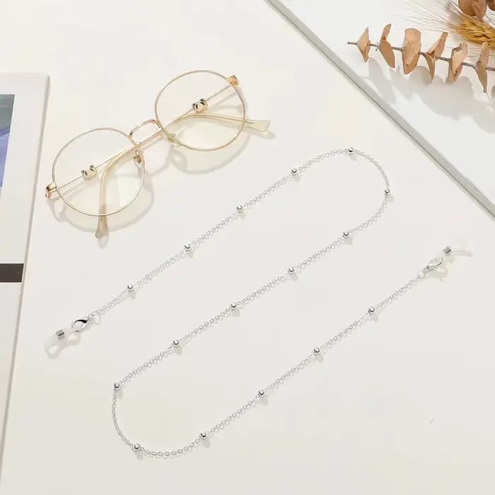 Nouvelle chaîne de lunettes