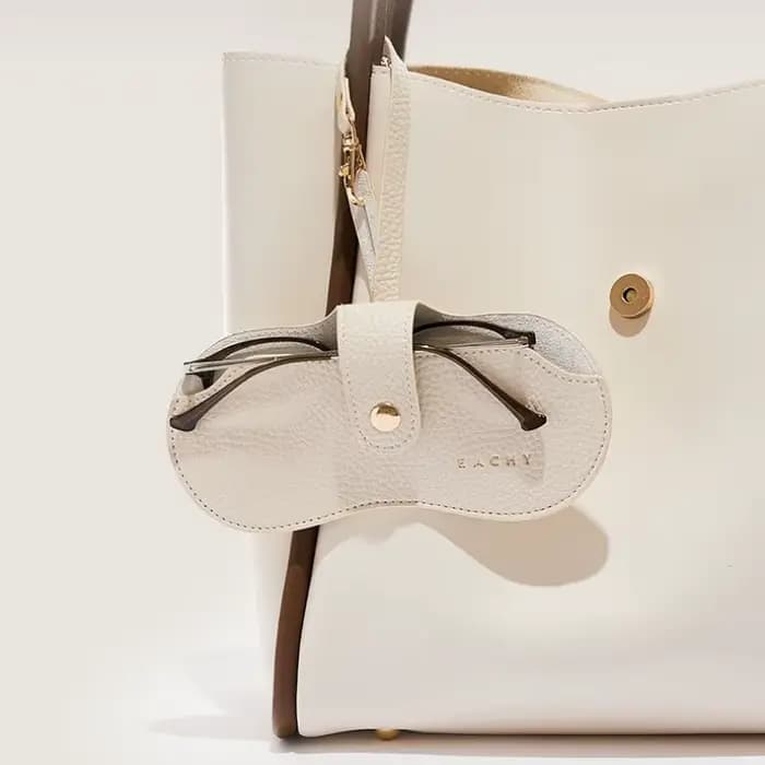 Pochette pour lunettes de soleil en cuir PU