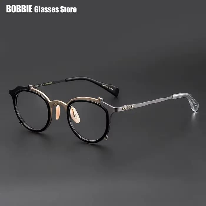 Monture de lunettes en titane de styliste japonais