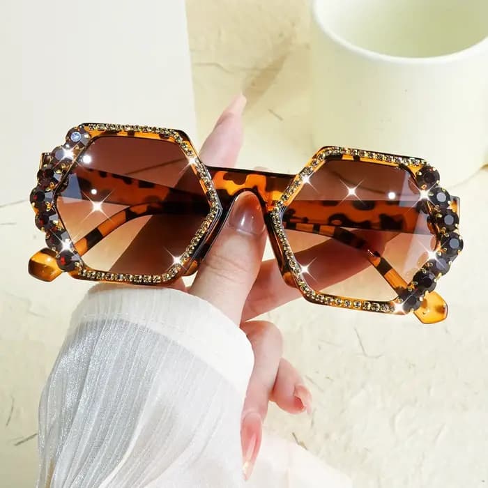 Lunettes de soleil en strass pour femmes