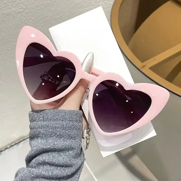 Cyclisme coeur lunettes de soleil femmes Vintage rouge coeurs en forme