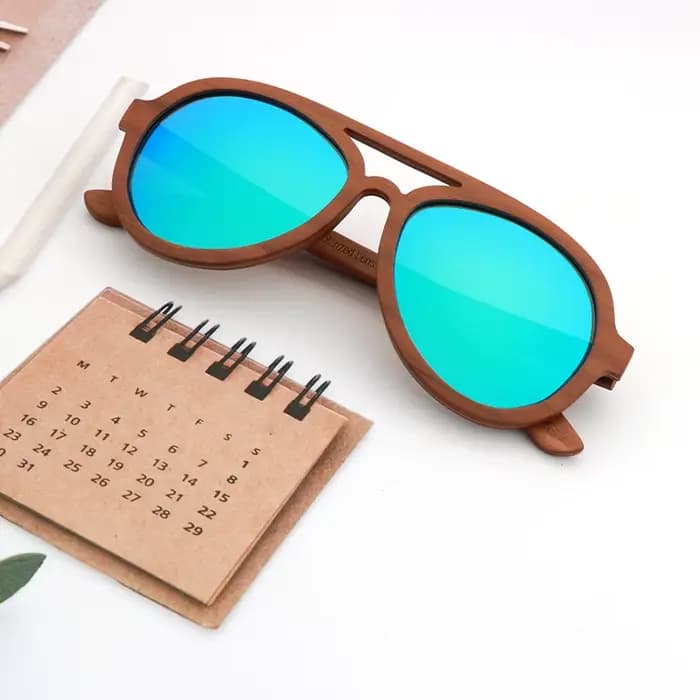 Lunettes de soleil en bois polarisées faites à la main pour hommes