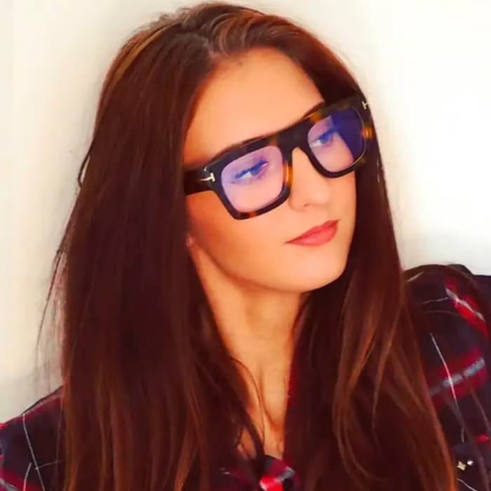Mode carré lecture lunettes