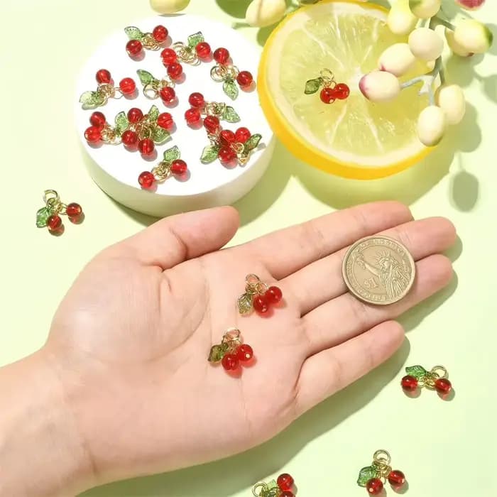 Breloques en verre 3D cerise rouge acrylique, pendentifs de fruits pour bricolage, boucles d'oreilles, colliers, porte-clés, accessoires de fabrication de bijoux, 10 pièces/paquet ﻿