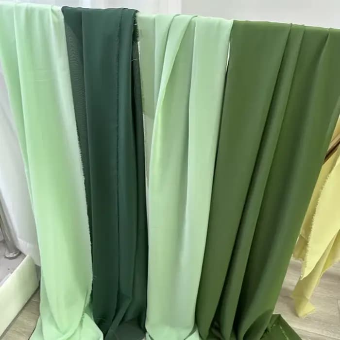 Tissu en mousseline de soie vert avocat Olive, Georgette drapée pour jupe, chemise, robe, décoration, vêtements de bricolage faits à la main, large 150cm