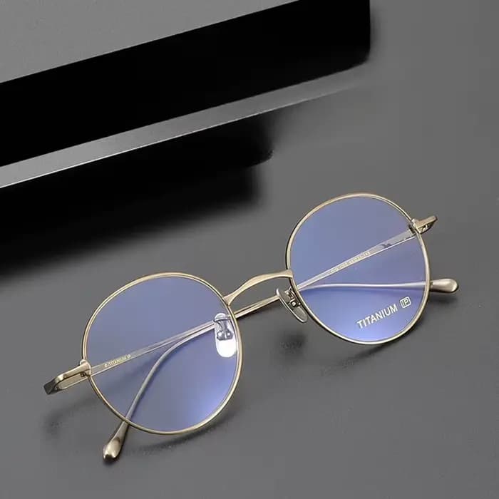 Ultra-léger grand titane Prescription rétro cadre rond femmes myopie lunettes