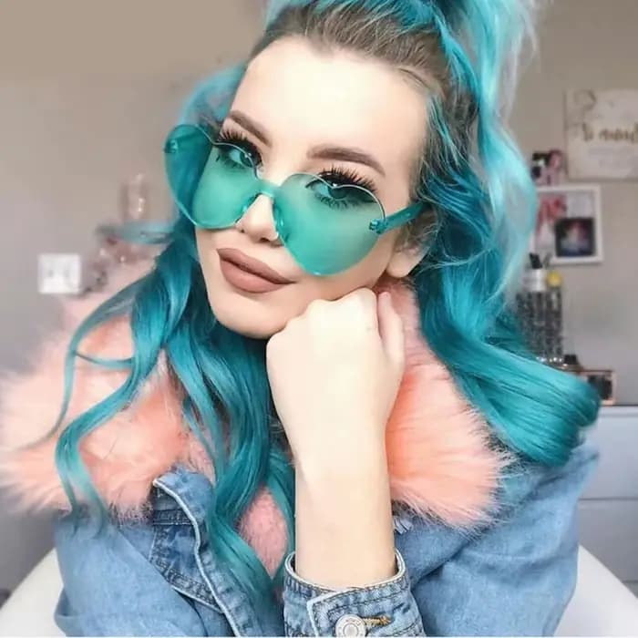 Lunettes de soleil en forme de cœur pour homme