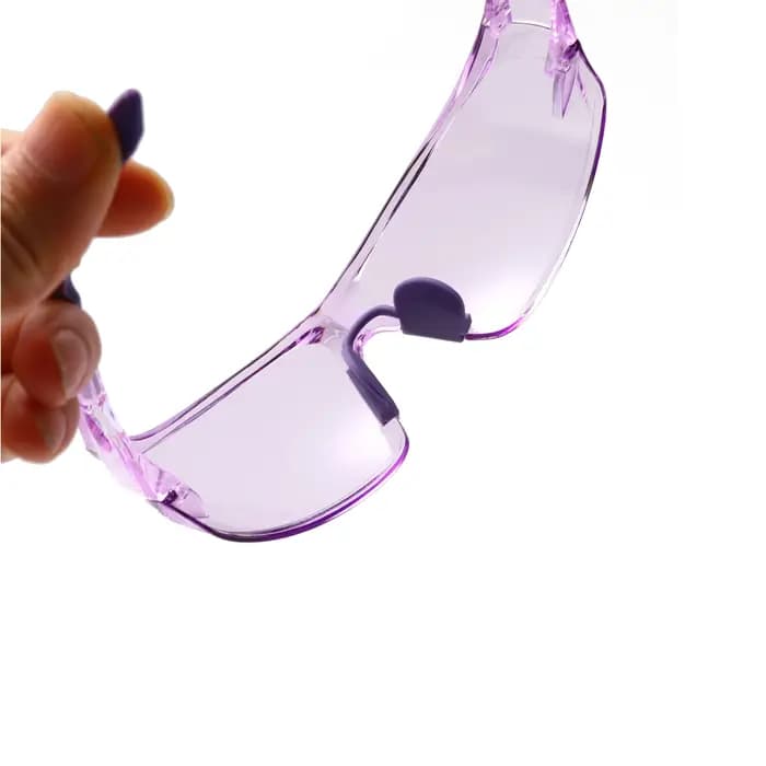 Lunettes de sécurité transparentes et colorées