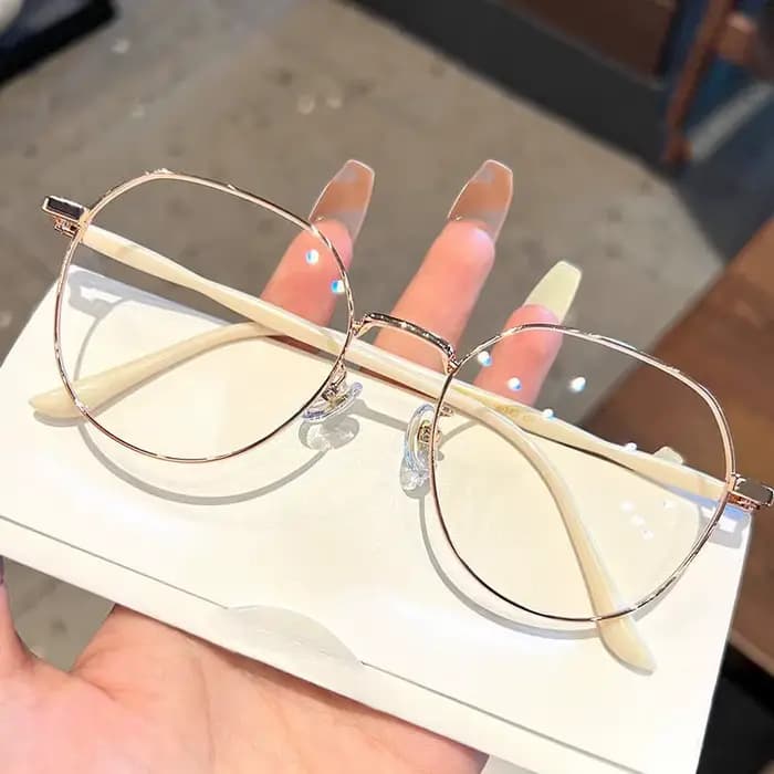 Lunettes claires femmes polygonales monture métallique