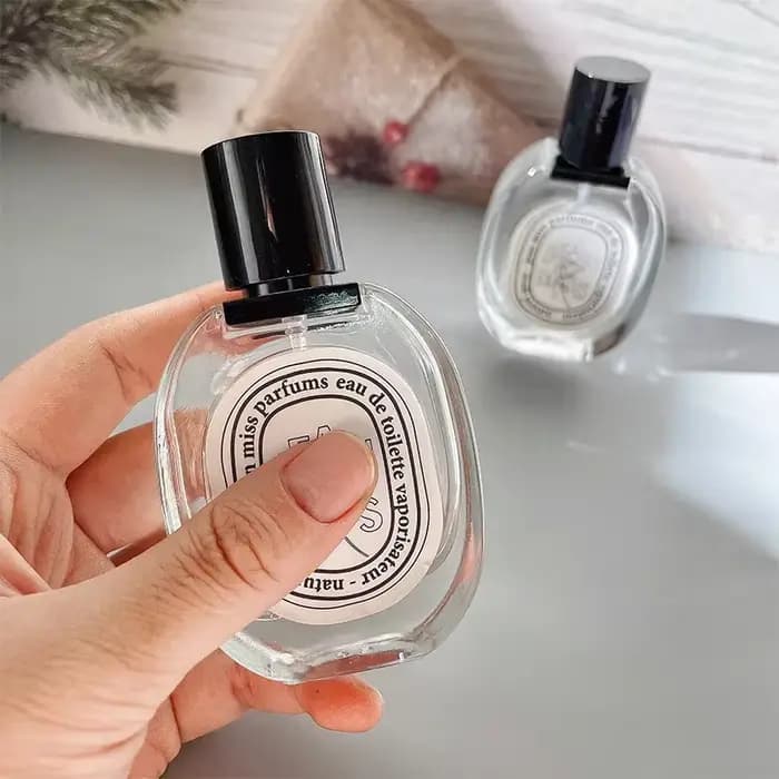 Bouteille distributrice de parfum 30ml, bouteille en verre de qualité supérieure, vaporisateur de grande capacité, bouteilles vides de remplacement à pression Portable haut de gamme