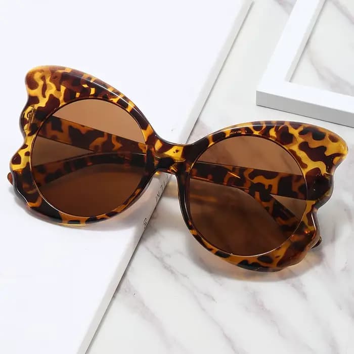 Lunettes de soleil papillon exagérées pour femmes