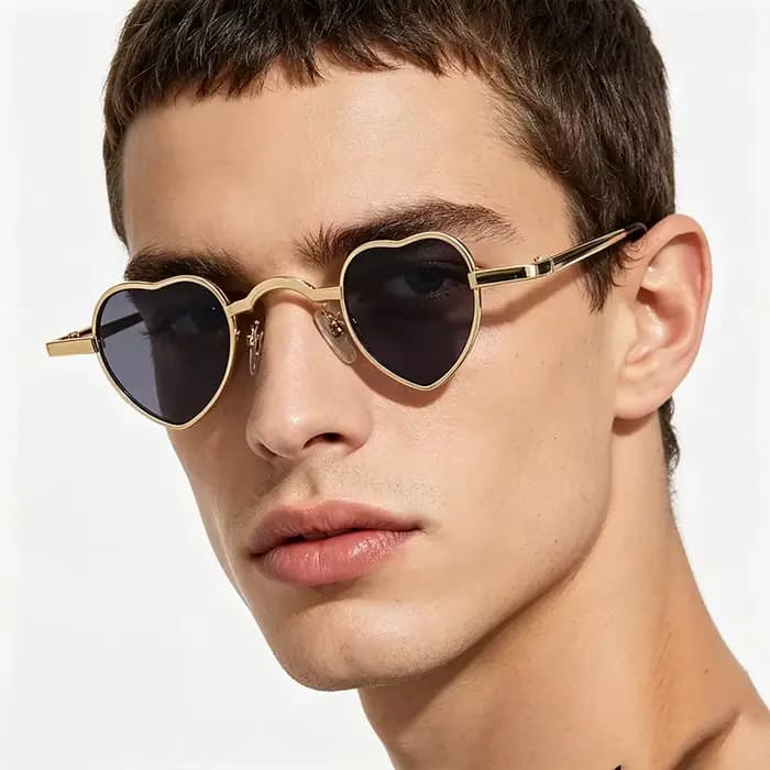 Lunettes de soleil vintage en métal en forme de petit cœur pour hommes et femmes