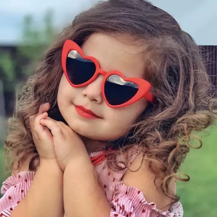 Lunettes de soleil vintage en forme de cœur pour enfants