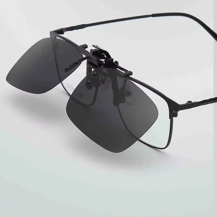 Lunettes de soleil jaunes à clipser