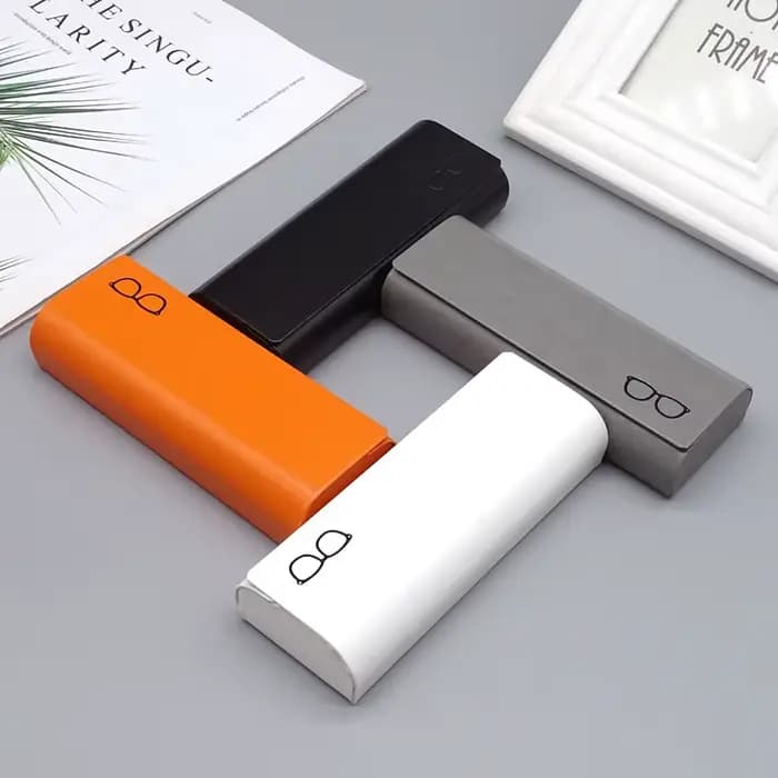 Nouvel étui à lunettes en cuir haut de gamme et minimaliste — Résistant aux chocs