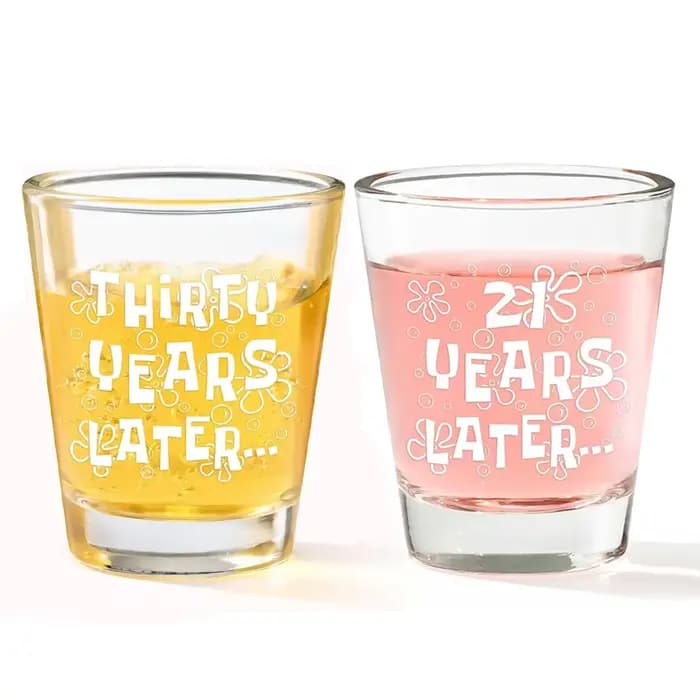 Verre à shot amusant « Trente ans plus tard », cadeau de 21e ou 30e anniversaire pour hommes et femmes, décoration de fête de 30 ans, cadeau pour lui, pour elle, pour un ami