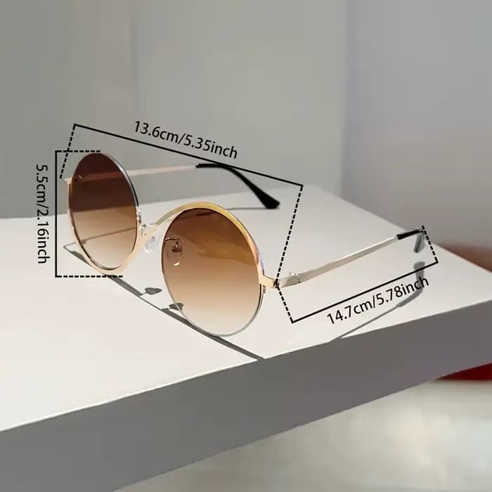 Une paire de lunettes rondes à monture complète pour femmes, lunettes roses tendance, adaptées aux voyages et à la photographie de rue
