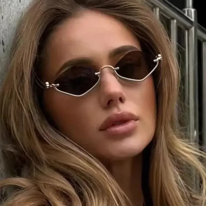 2025 métal femmes Simple tendance lunettes de soleil nouveau demi-monture en forme de diamant