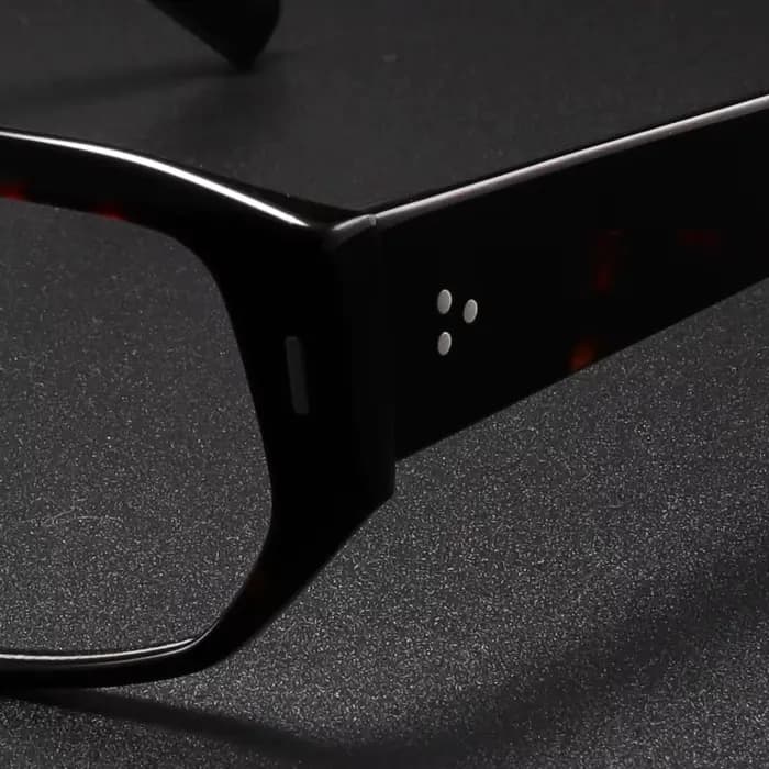 Lunettes de lecture épaisses et surdimensionnées en acétate pour hommes – Montures optiques tendance et élégantes – Verres de soleil personnalisables sur ordonnance