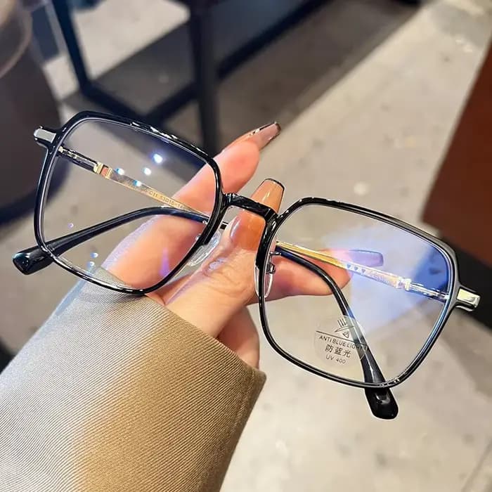 Lunettes de myopie pour femmes et hommes