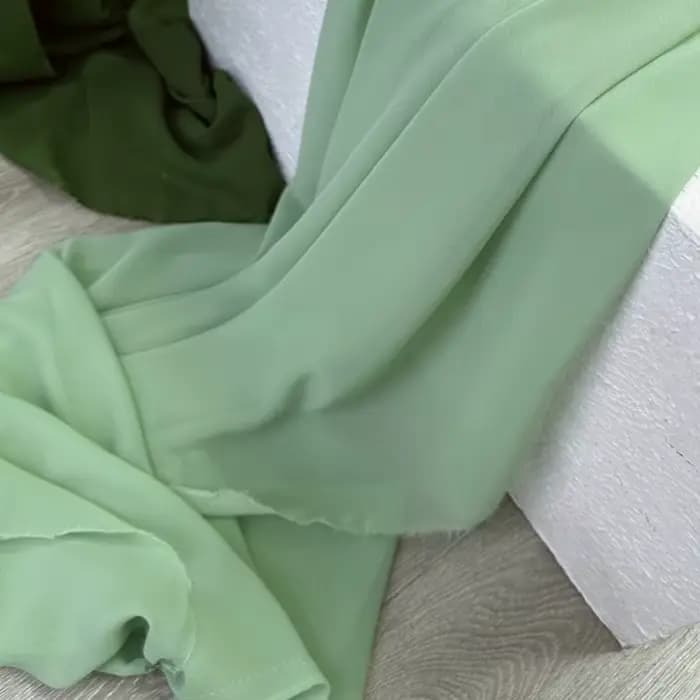 Tissu en mousseline de soie vert avocat Olive, Georgette drapée pour jupe, chemise, robe, décoration, vêtements de bricolage faits à la main, large 150cm