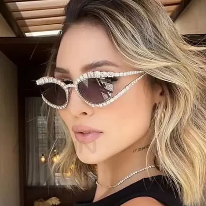 2025 mode luxe cristal brillant lunettes De soleil femmes Sexy oeil De chat strass fête élégante
