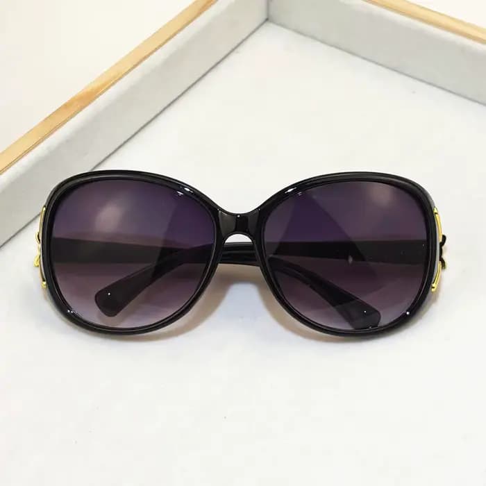 Lunettes de soleil en plastique pour femmes