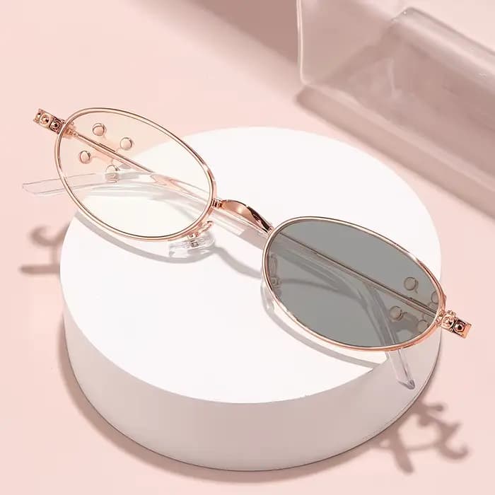 Lunettes de myopie photochromiques ovales argentées anti-lumière bleue pour femmes