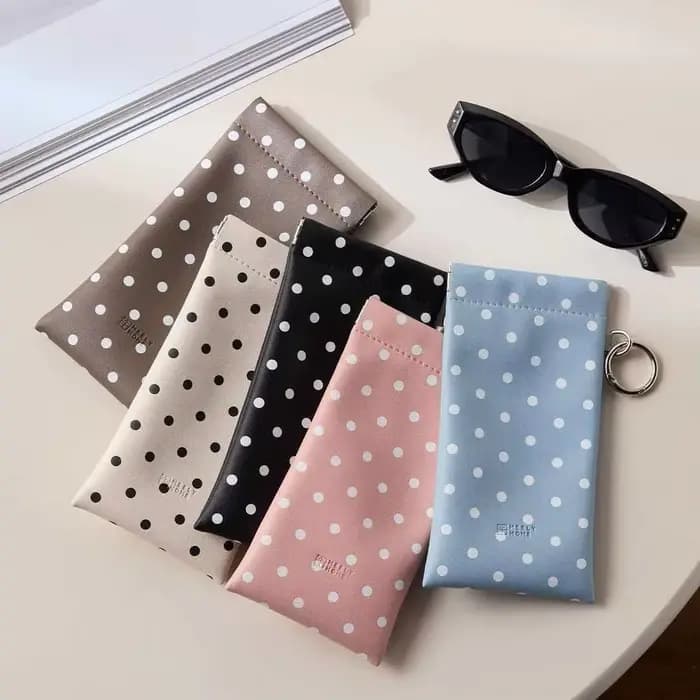 Étui souple pour lunettes de soleil