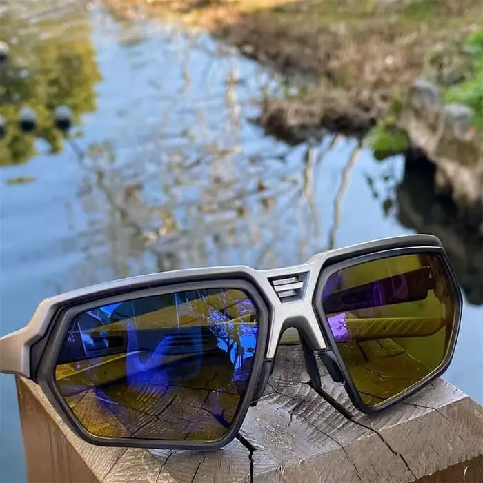 Lunettes de soleil de pêche polarisées 99% UV400-lentille HD antireflet pour la conduite/pêche au leurre revêtement miroir bleu et cadre léger