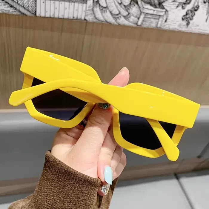 1 paire de lunettes de soleil pour femmes