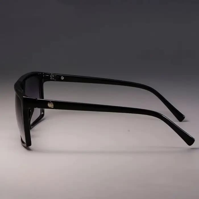 Lunettes de soleil tendance tête de mort, monture carrée de haute qualité, grande monture rétro, verres colorés pour hommes et femmes