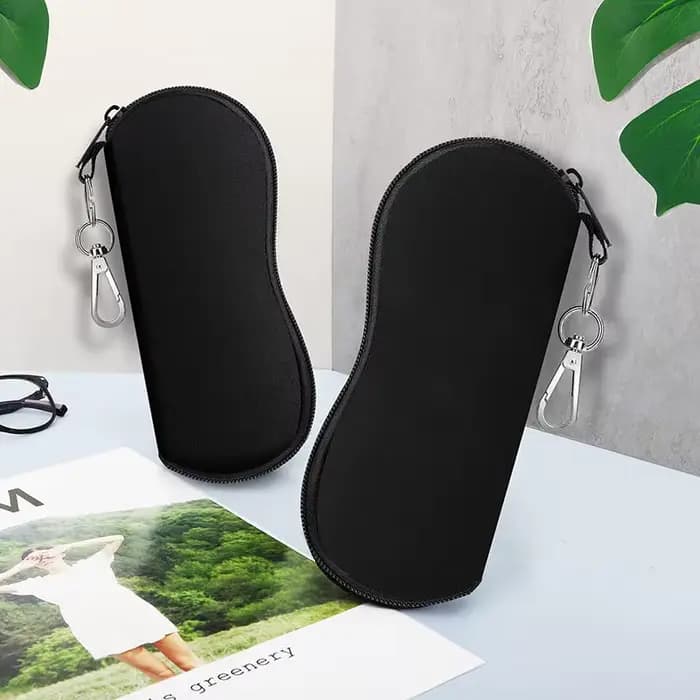 Étui à lunettes à coque souple de dessin animé