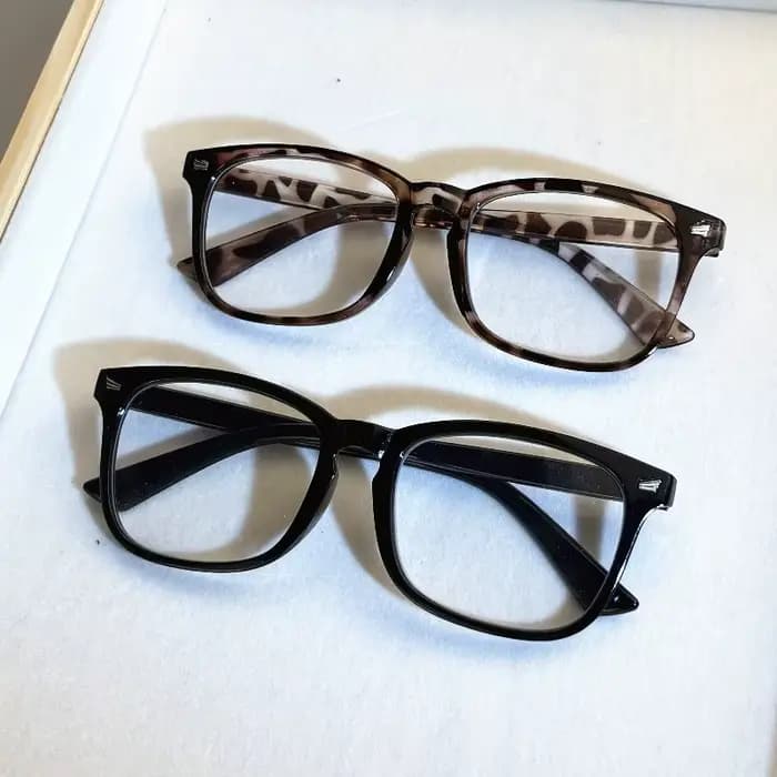 Lunettes à verres transparents tendance