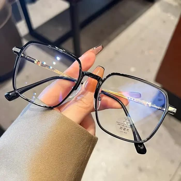 Lunettes de myopie à la mode pour femmes et hommes