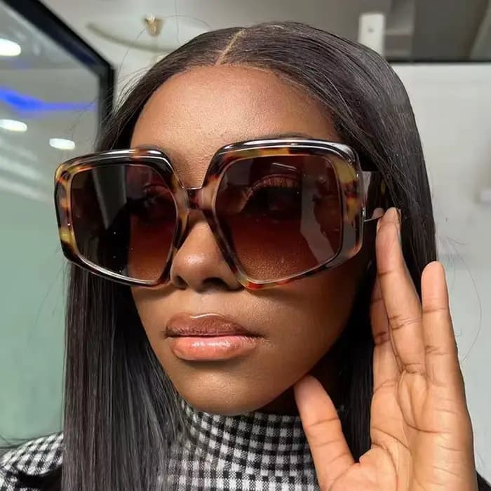 Grandes lunettes de soleil carrées vintage pour femmes
