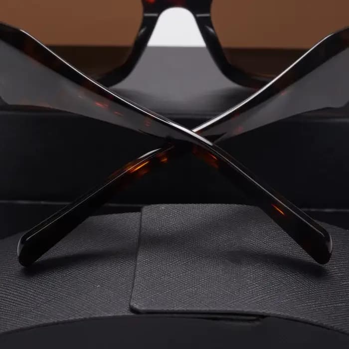 Lunettes de soleil carrées en acétate très tendance pour femmes