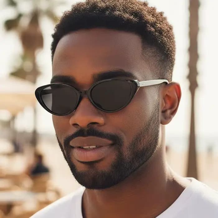 Lunettes de soleil rouge bordeaux pour femmes