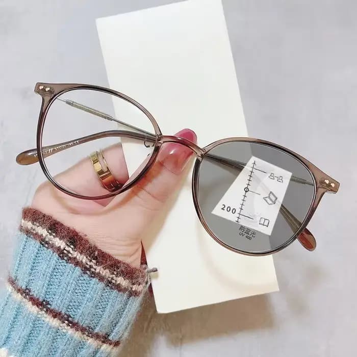 Lunettes de presbytie photochromiques finies